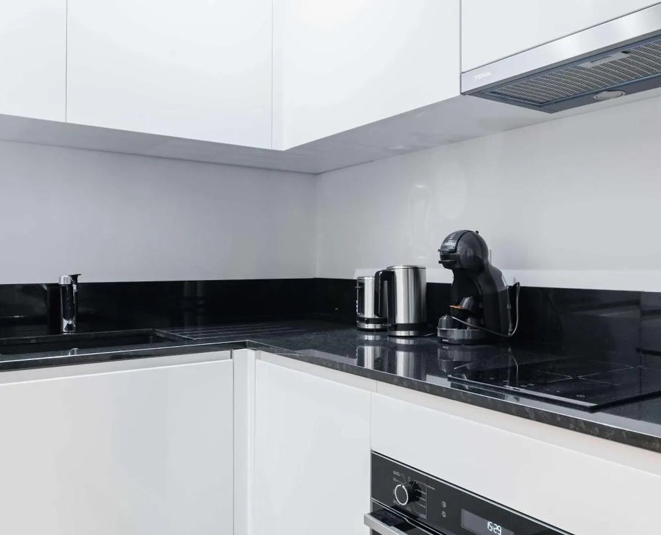 Studio Refait A Neuf Montmartre - Paris 18 - 2P - Flat-Guest